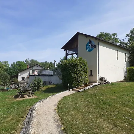 Domaine Papillon Kamp alanı Reyrevignes (Figeac)