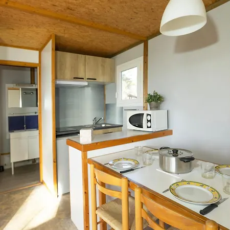 Domaine Papillon Camping *